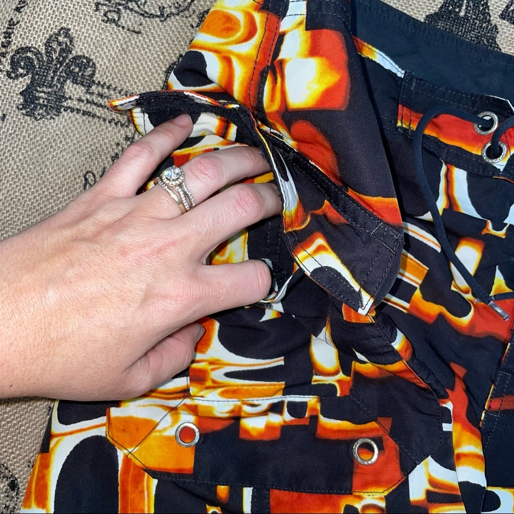 Volcom Mod Tech Black/Orange Distraction Print Sh… - image 7